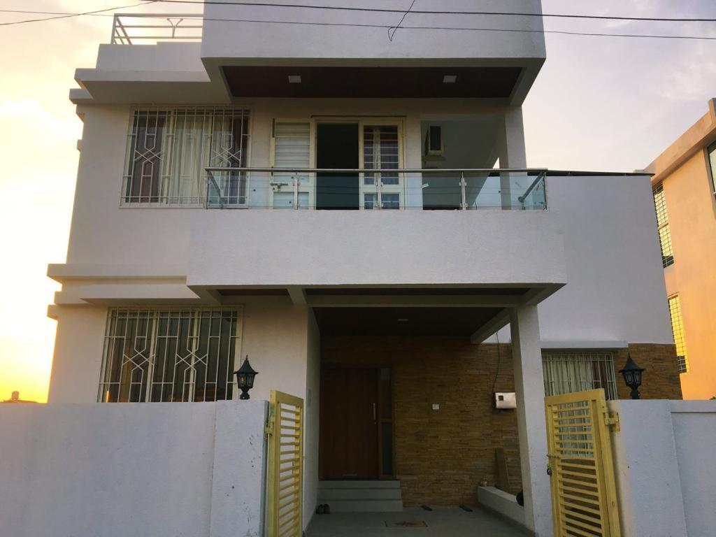 Riverdale Villa 로나발라 외부 사진