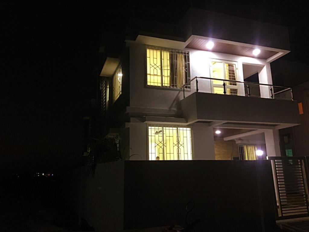 Riverdale Villa 로나발라 외부 사진